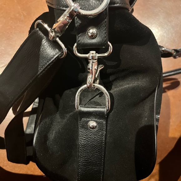 Ed Hardy Black Tote Bag - Picture 5 of 7